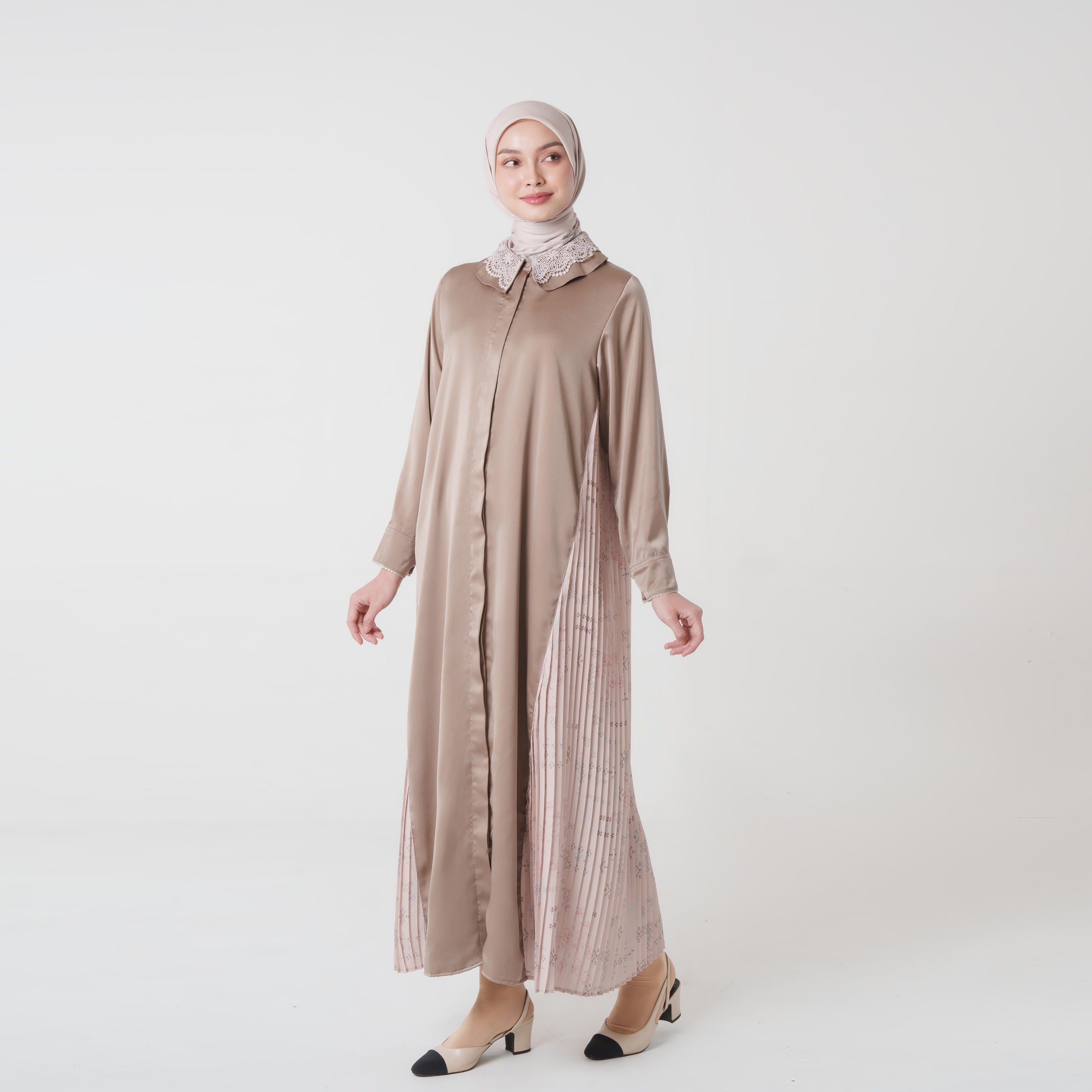 Jangan Sampai Saltum!  Ini Do’s and Don’ts Outfit Tamu Undangan Pernikahan
