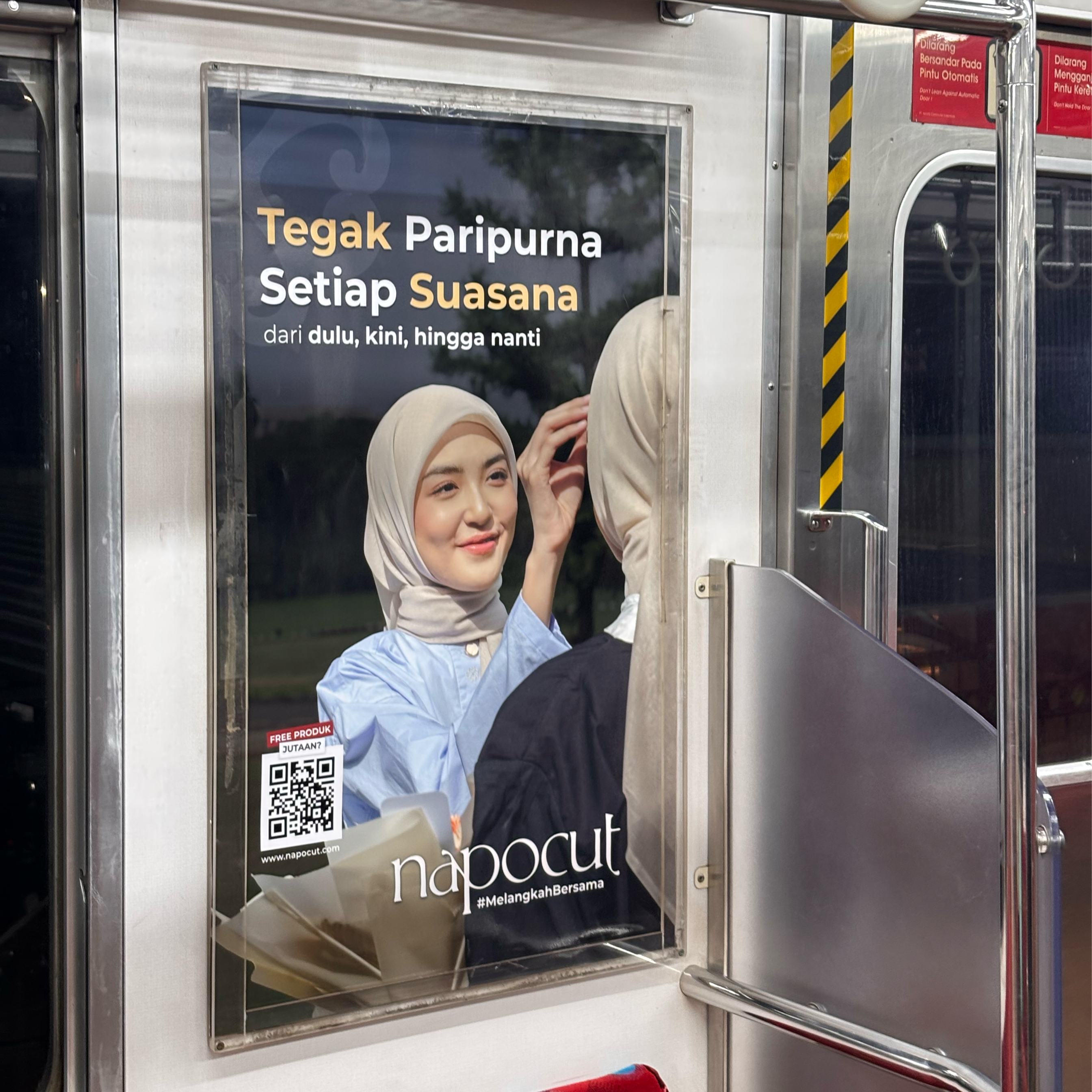 Siapa Sangka Naik KRL Bisa Dapat  Sportswear  dan Free Class dari napocut?
