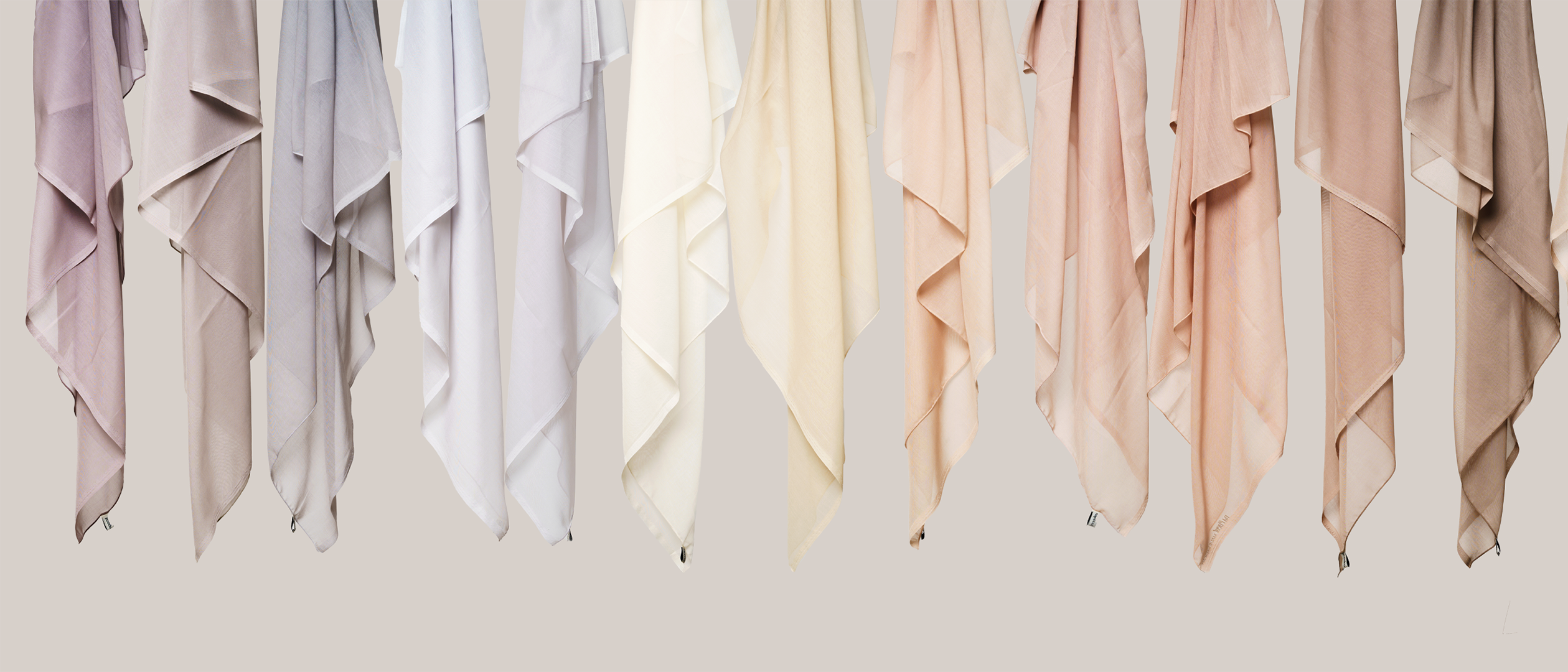 Ini Bedanya Hijab Segiempat Plain Paris Versi Terbaru dan Cara Merawatnya!
