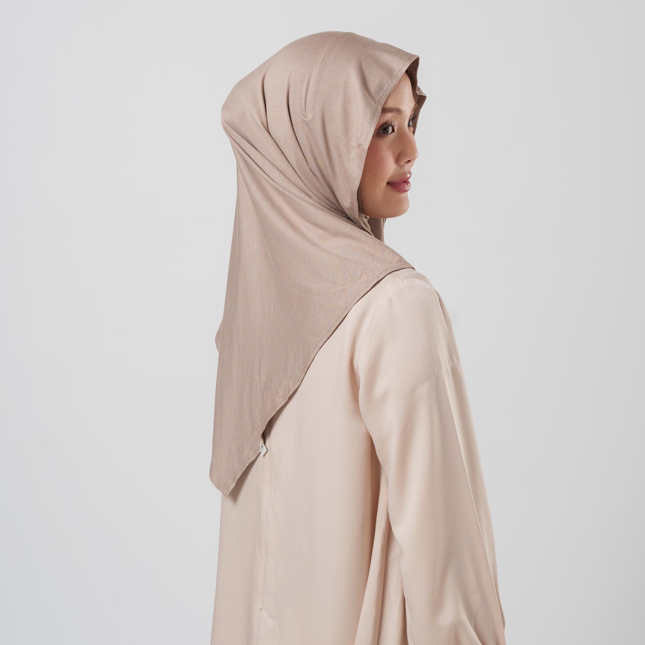 Lunara Inner Pashmina - Pashmina Instan Dewasa