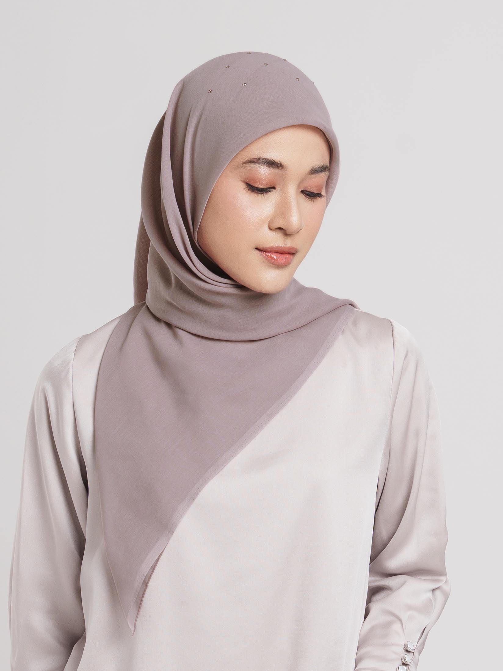 Paris Swarovski 29 Seri Cokelat