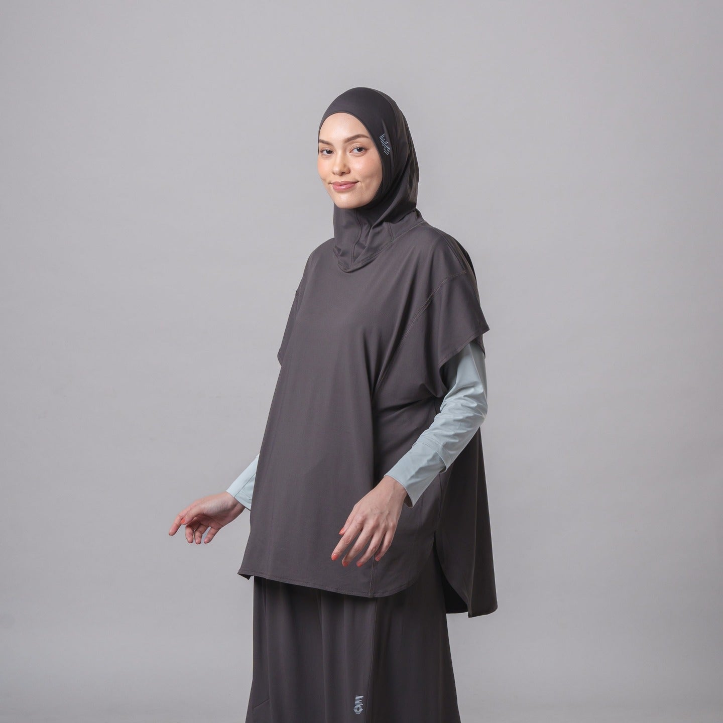 EasyOn Geya Long Sport Hijab - Hijab Rompi Olahraga Instant  Anti UV