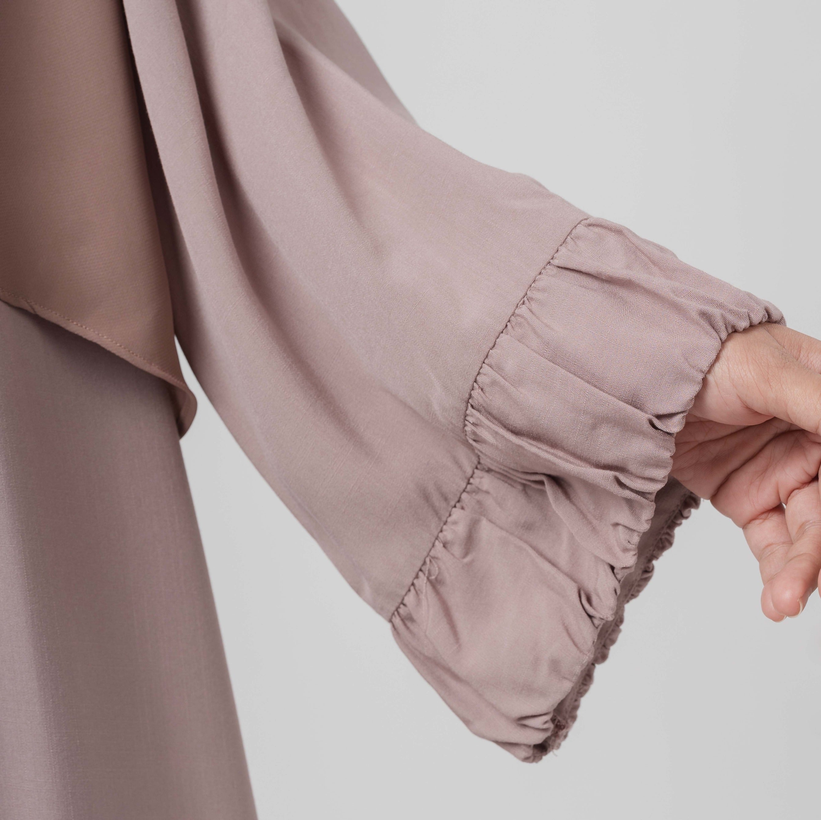 Aziza Abaya - Abaya Wanita Busui Friendly