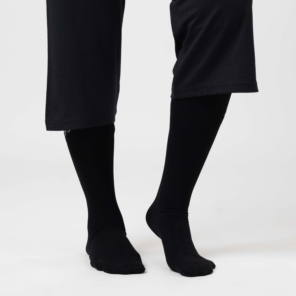 Isba Sock - Kaos Kaki Anti Selip