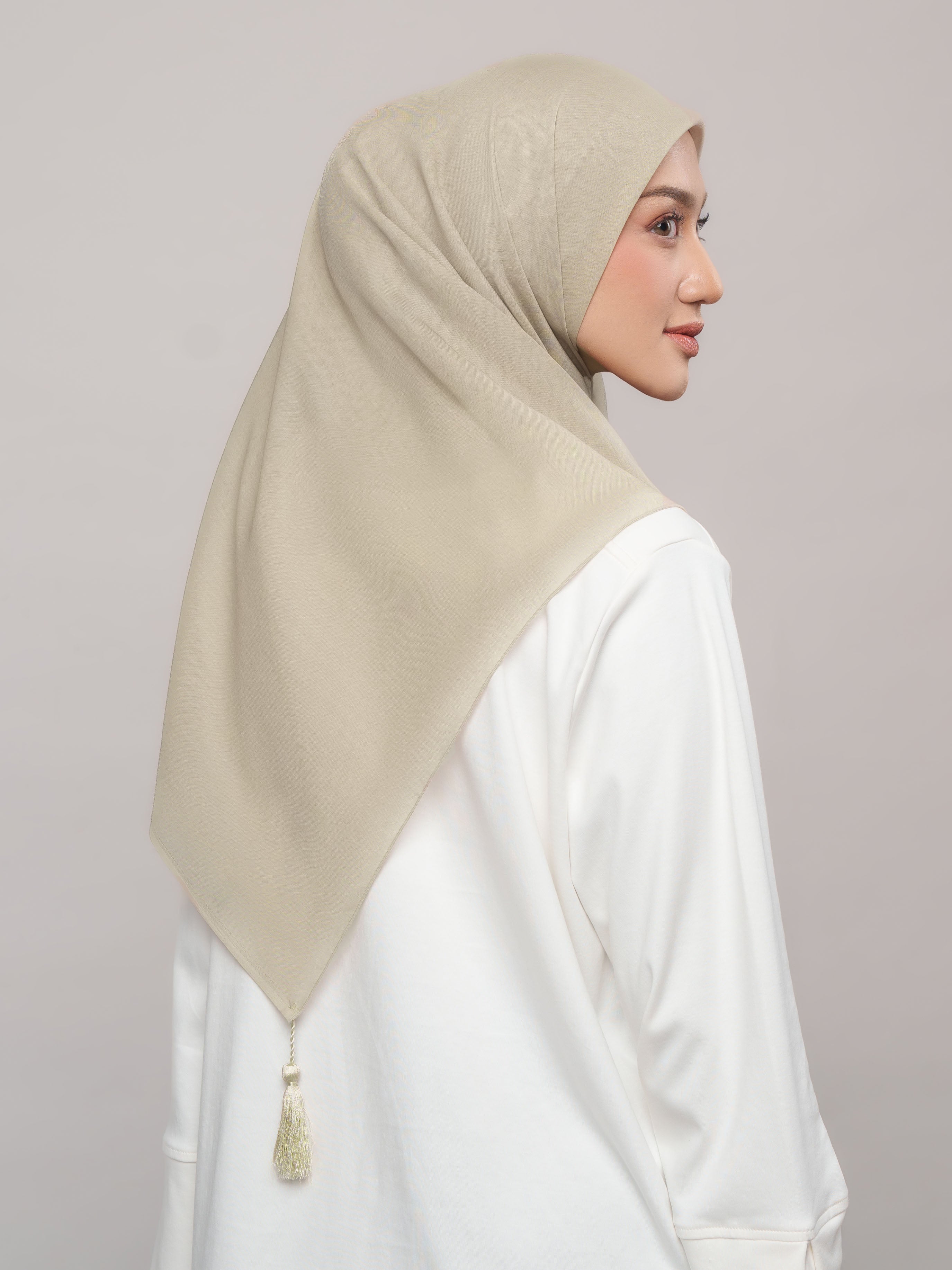 Plain Tassel Blue & Green Series - Hijab Ronce Segiempat Paris Jepang Premium