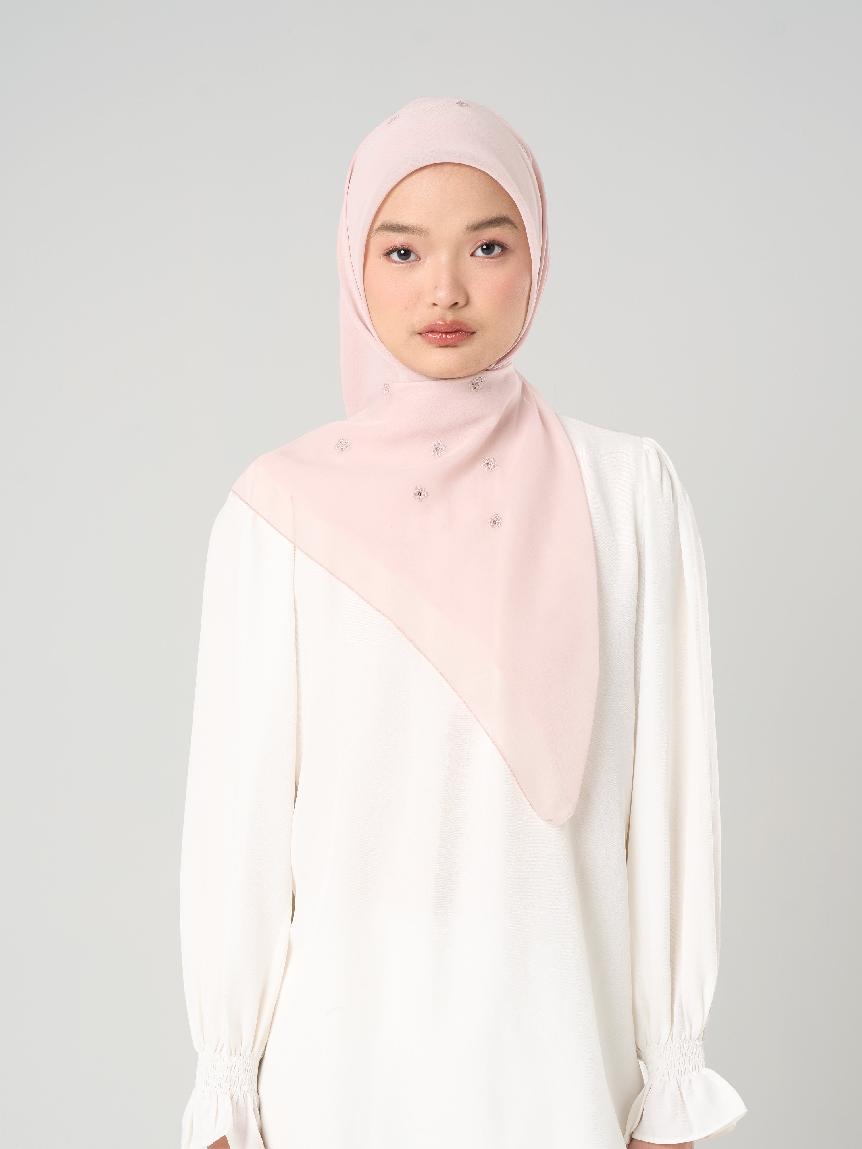 Melati Embroidery - Hijab Segiempat Bordir Bunga Swarovski