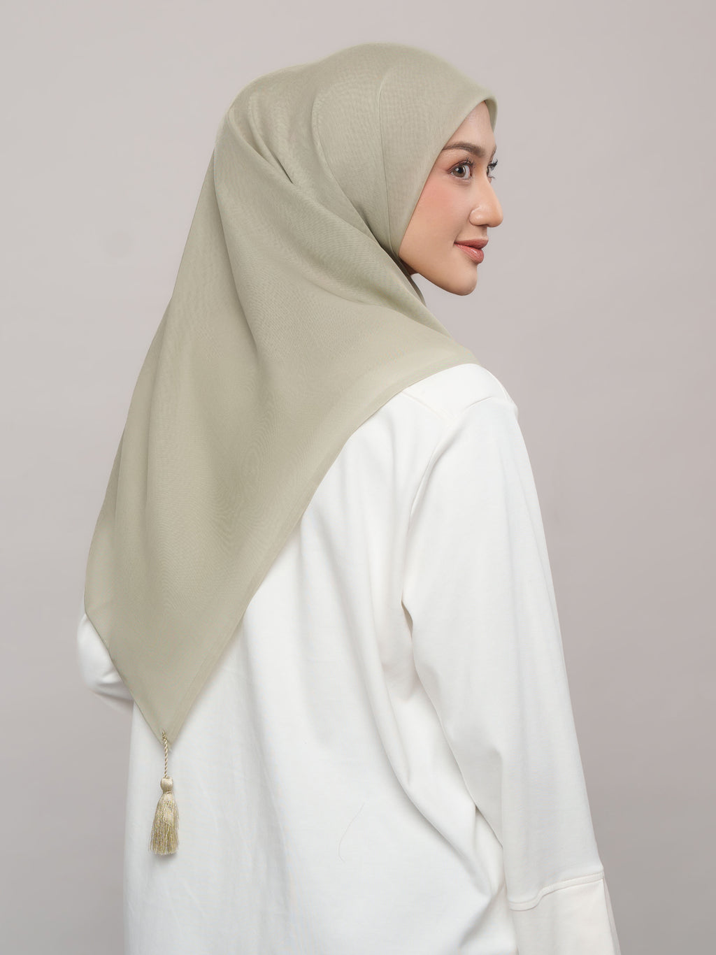 Plain Tassel Blue & Green Series - Hijab Ronce Segiempat Paris Jepang Premium
