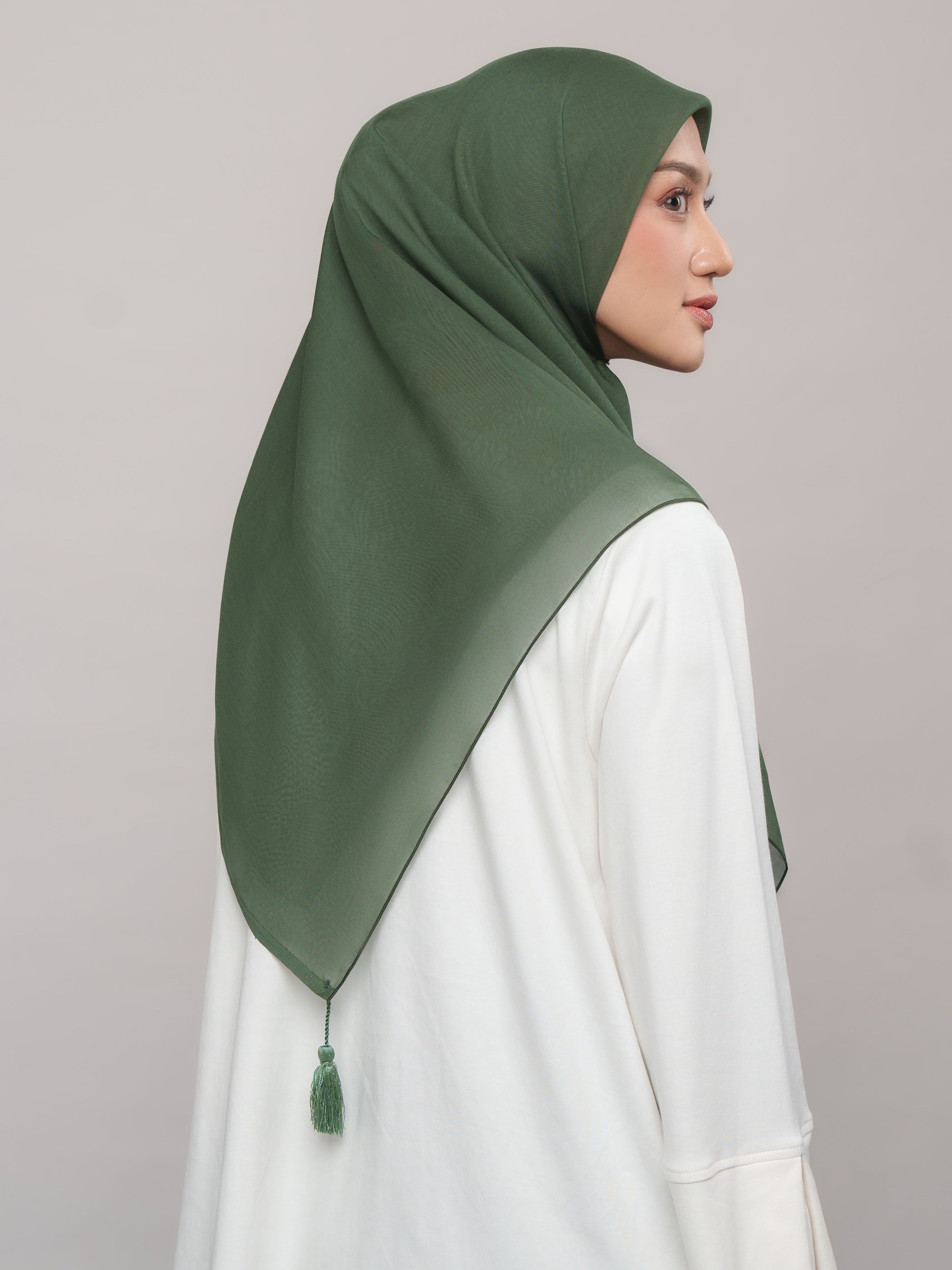Plain Tassel Blue & Green Series - Hijab Ronce Segiempat Paris Jepang Premium