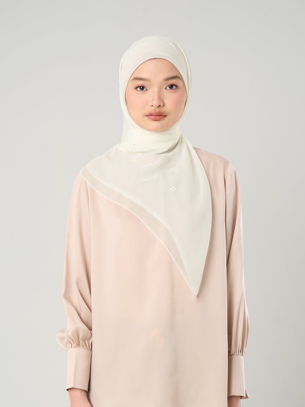Melati Embroidery - Hijab Segiempat Bordir Bunga Swarovski
