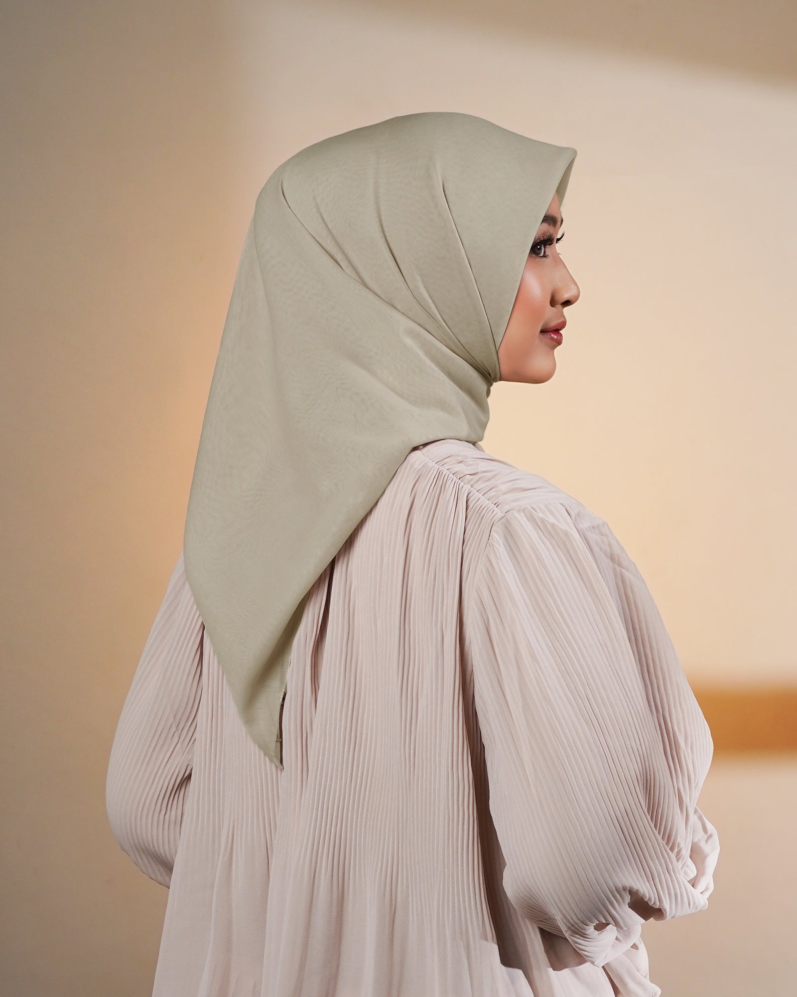 Plain Paris - Jilbab Segi Empat Paris Jepang Premium Seri Cokelat dan Krem