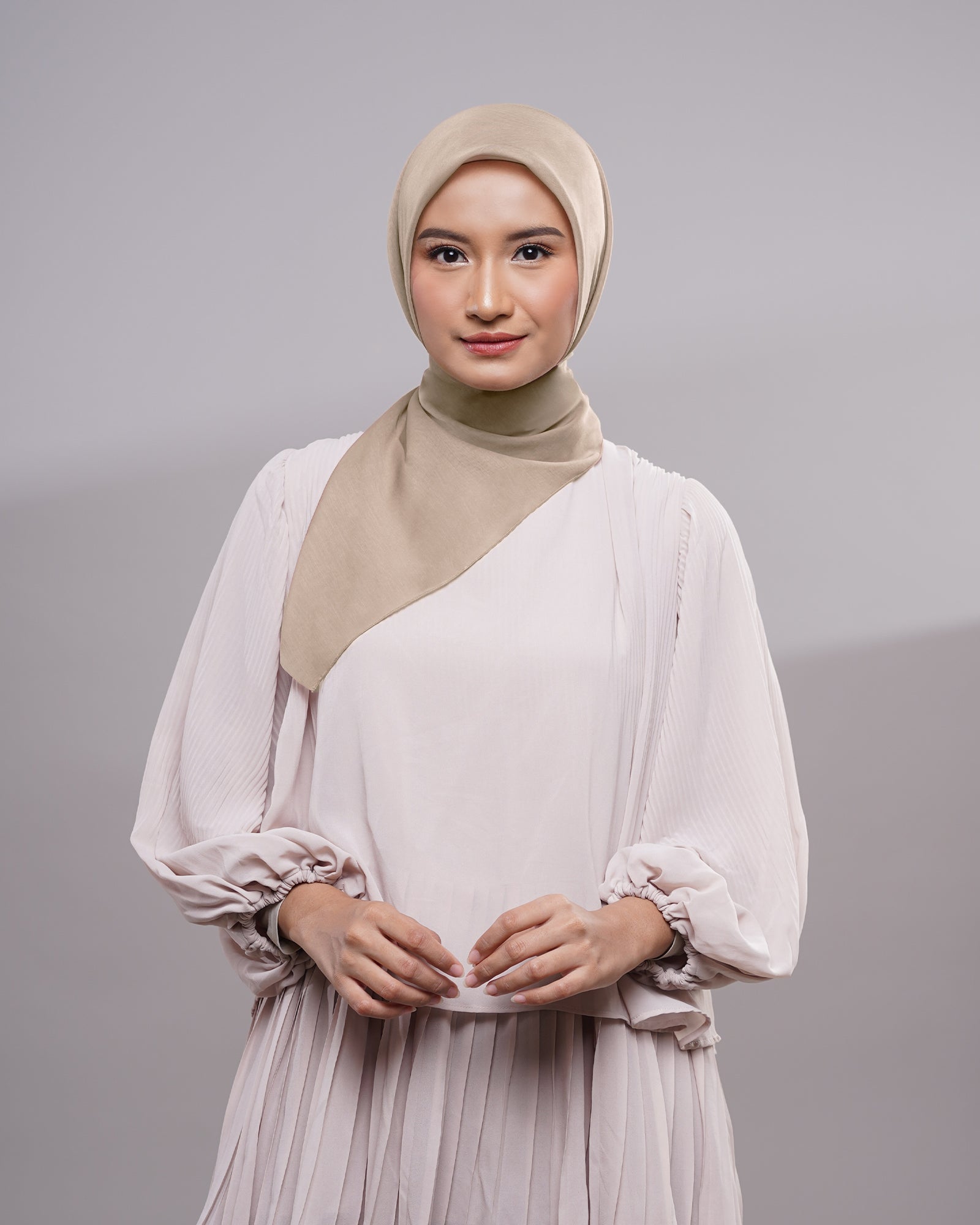 Plain Paris - Jilbab Segi Empat Paris Jepang Premium Seri Cokelat dan Krem