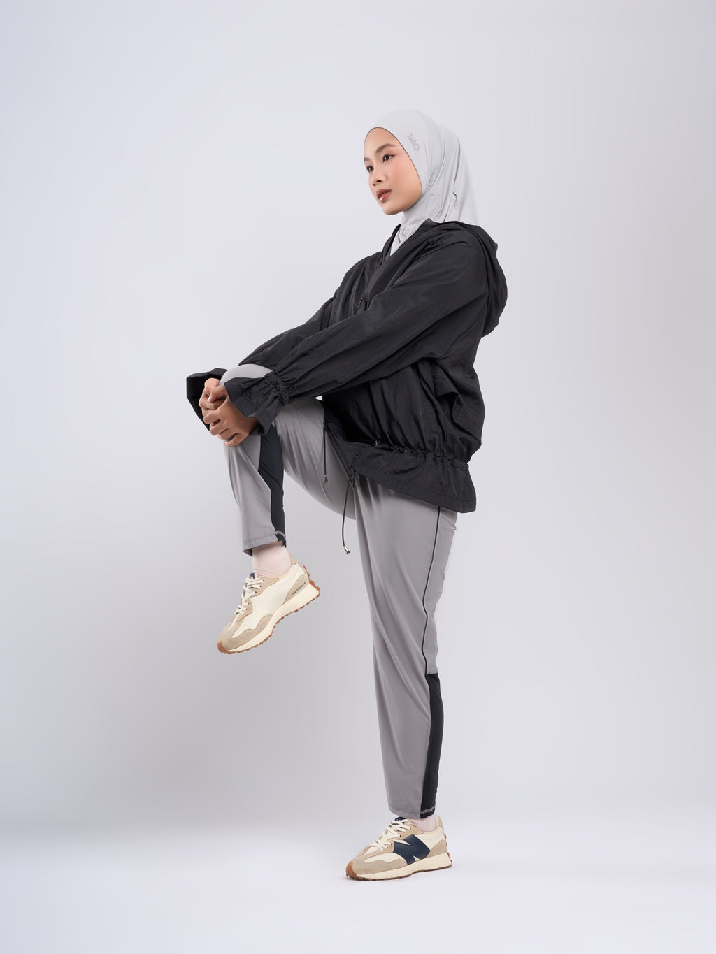 EasyOn Nola Jacket - Jaket Olahraga Anti-UV