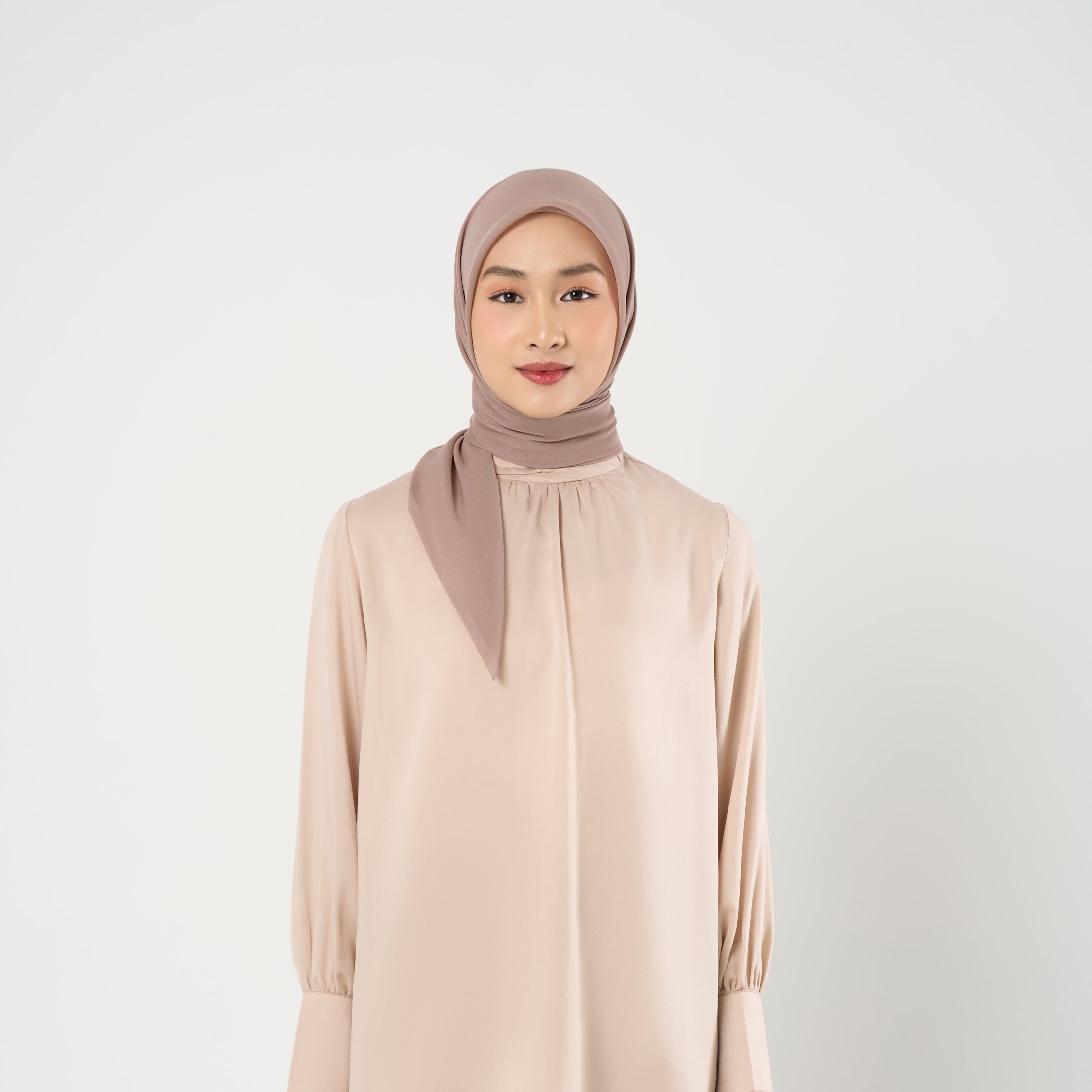[ Seri WARNA BARU ] Hijab napocut - Hijab Polos Paris Segiempat Paris Japan Premium 115 x 115 cm