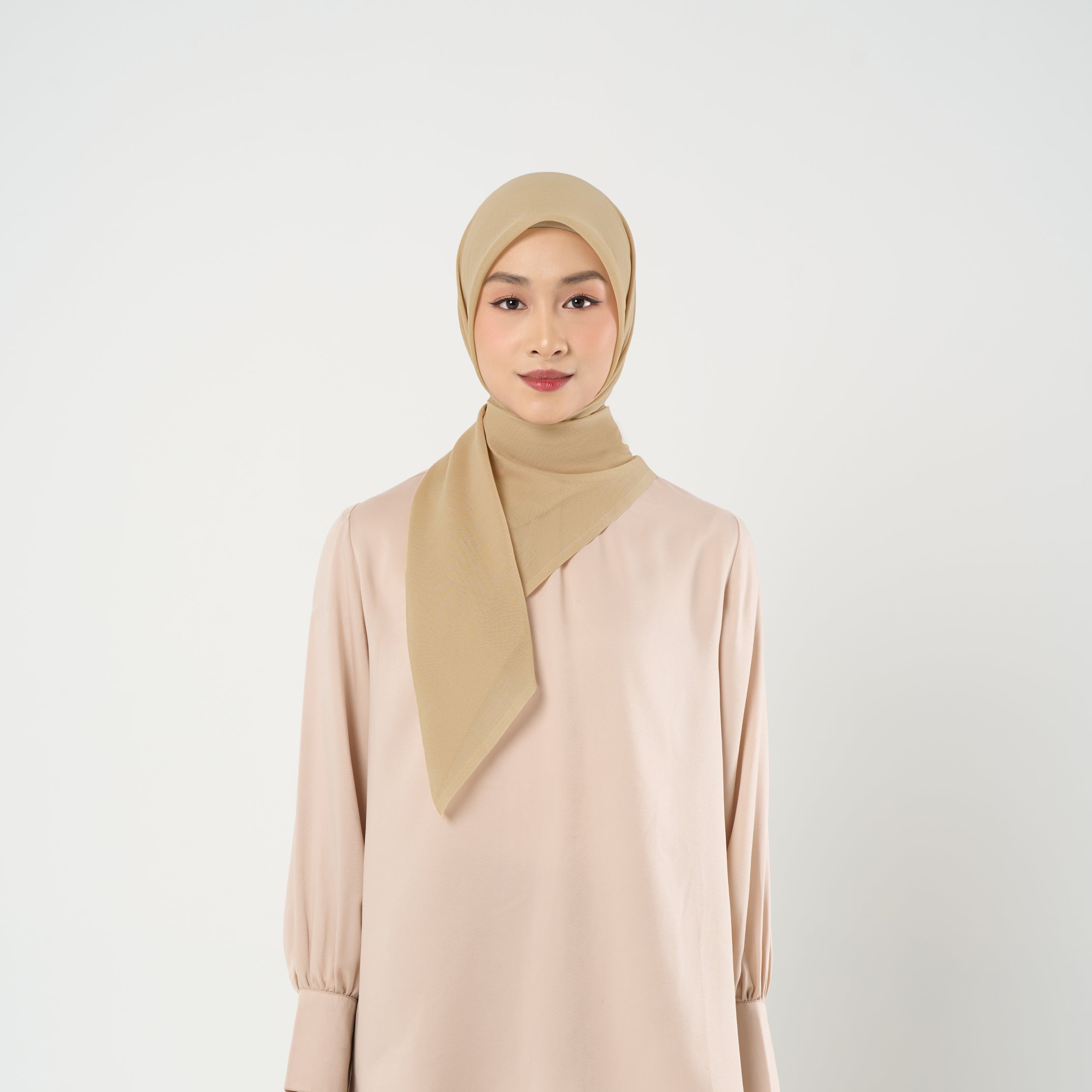 [ Seri WARNA BARU ] Hijab napocut - Hijab Polos Paris Segiempat Paris Japan Premium 115 x 115 cm