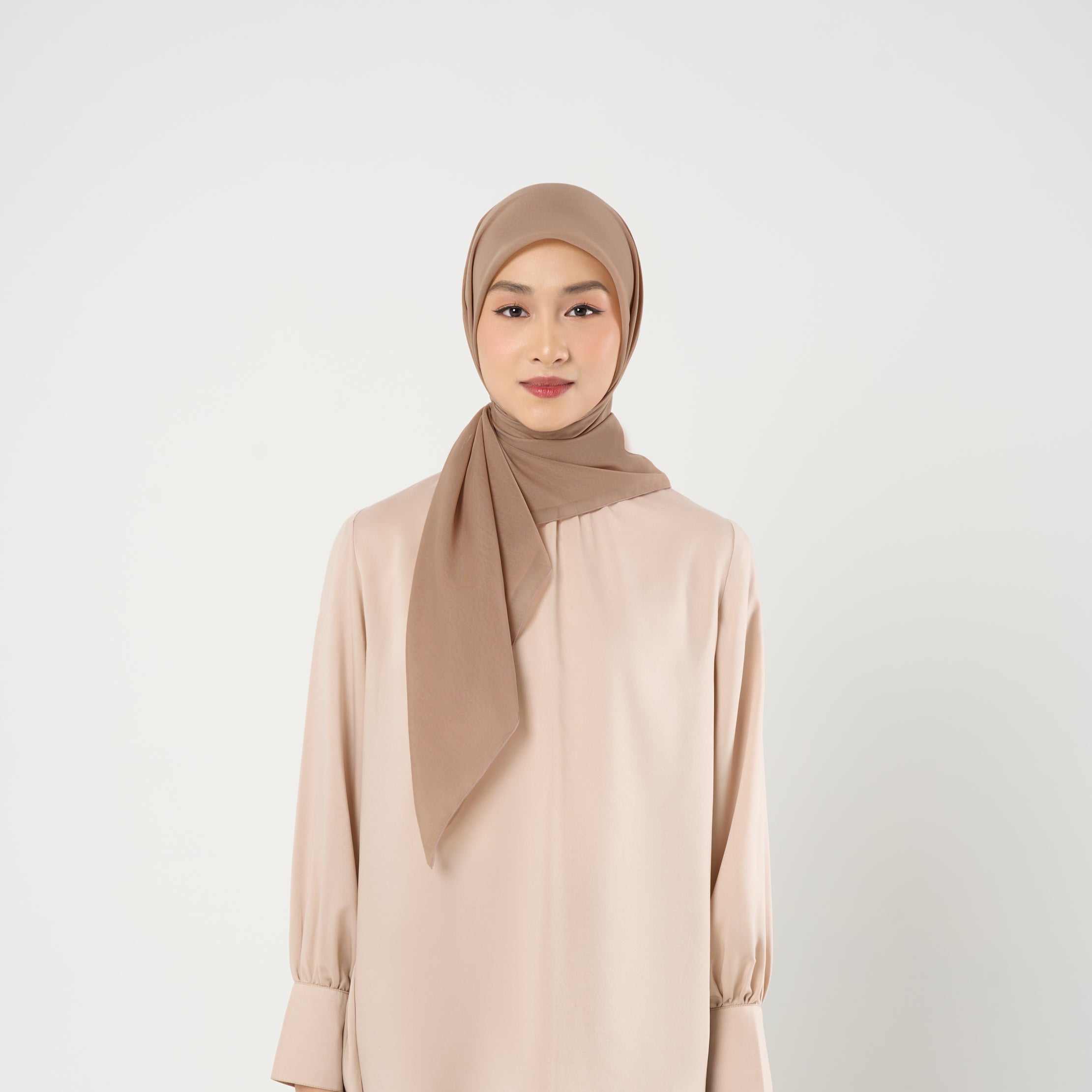 [ Seri WARNA BARU ] Hijab napocut - Hijab Polos Paris Segiempat Paris Japan Premium 115 x 115 cm