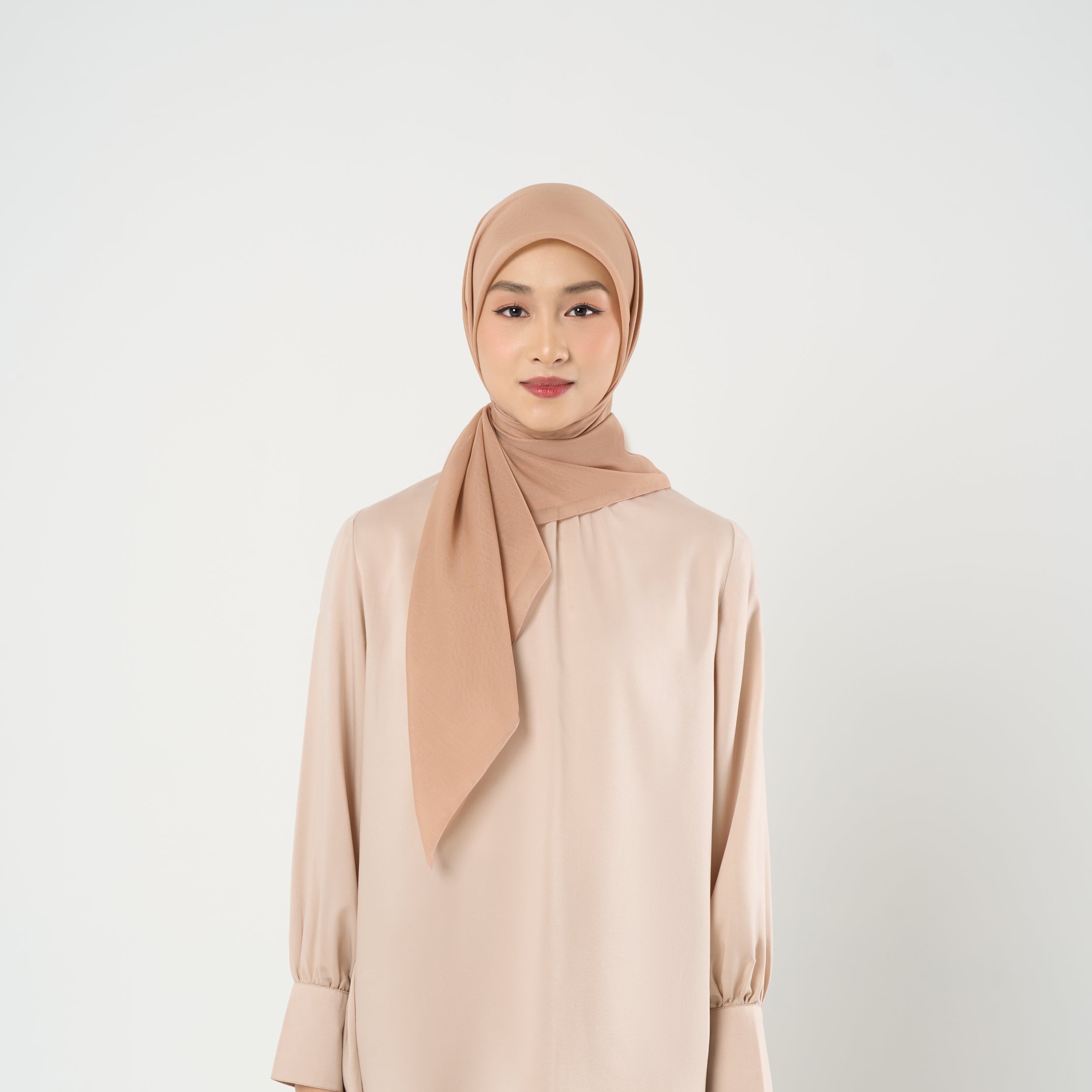 [ Seri WARNA BARU ] Hijab napocut - Hijab Polos Paris Segiempat Paris Japan Premium 115 x 115 cm