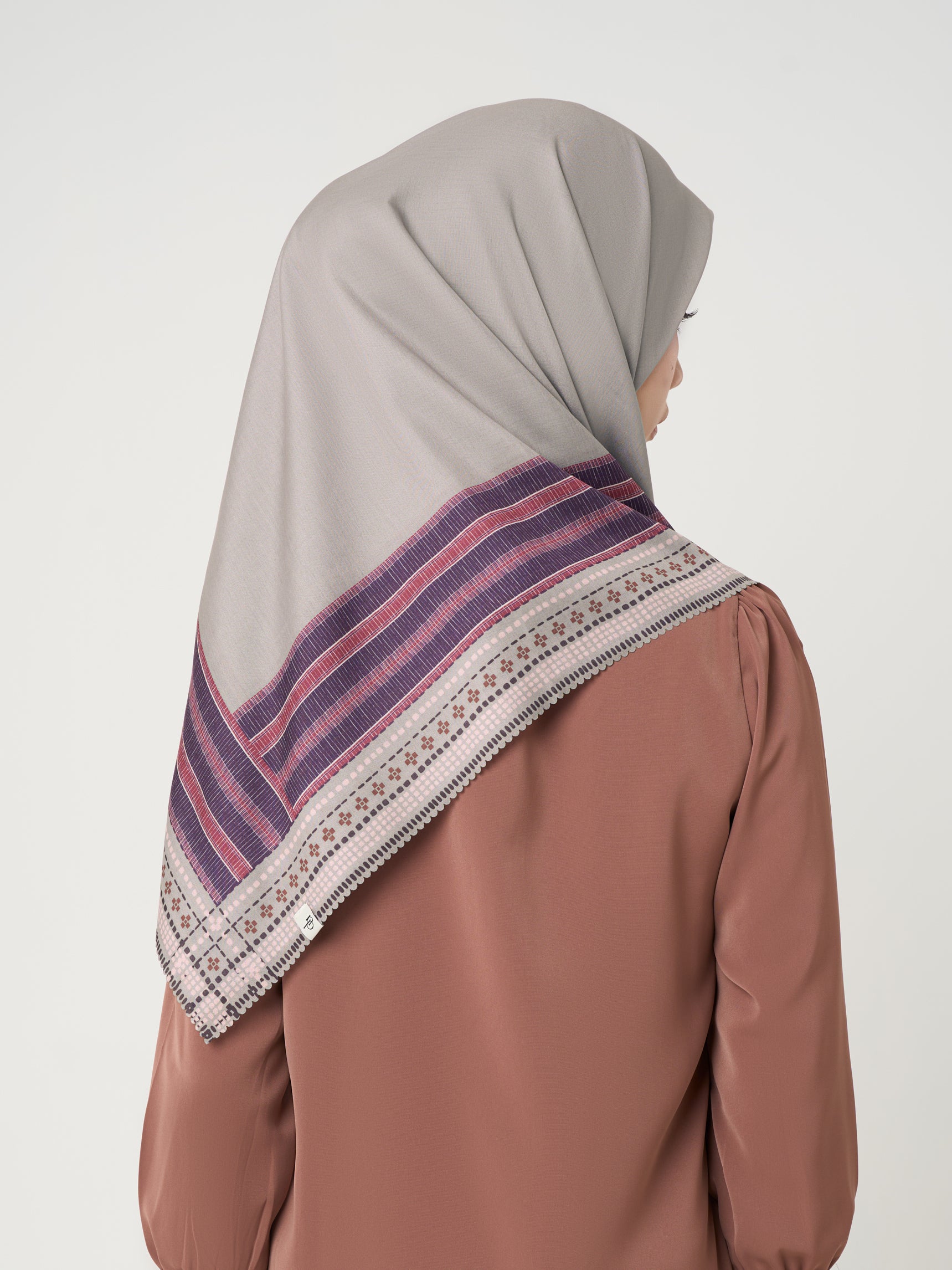 Aranusa Scarf