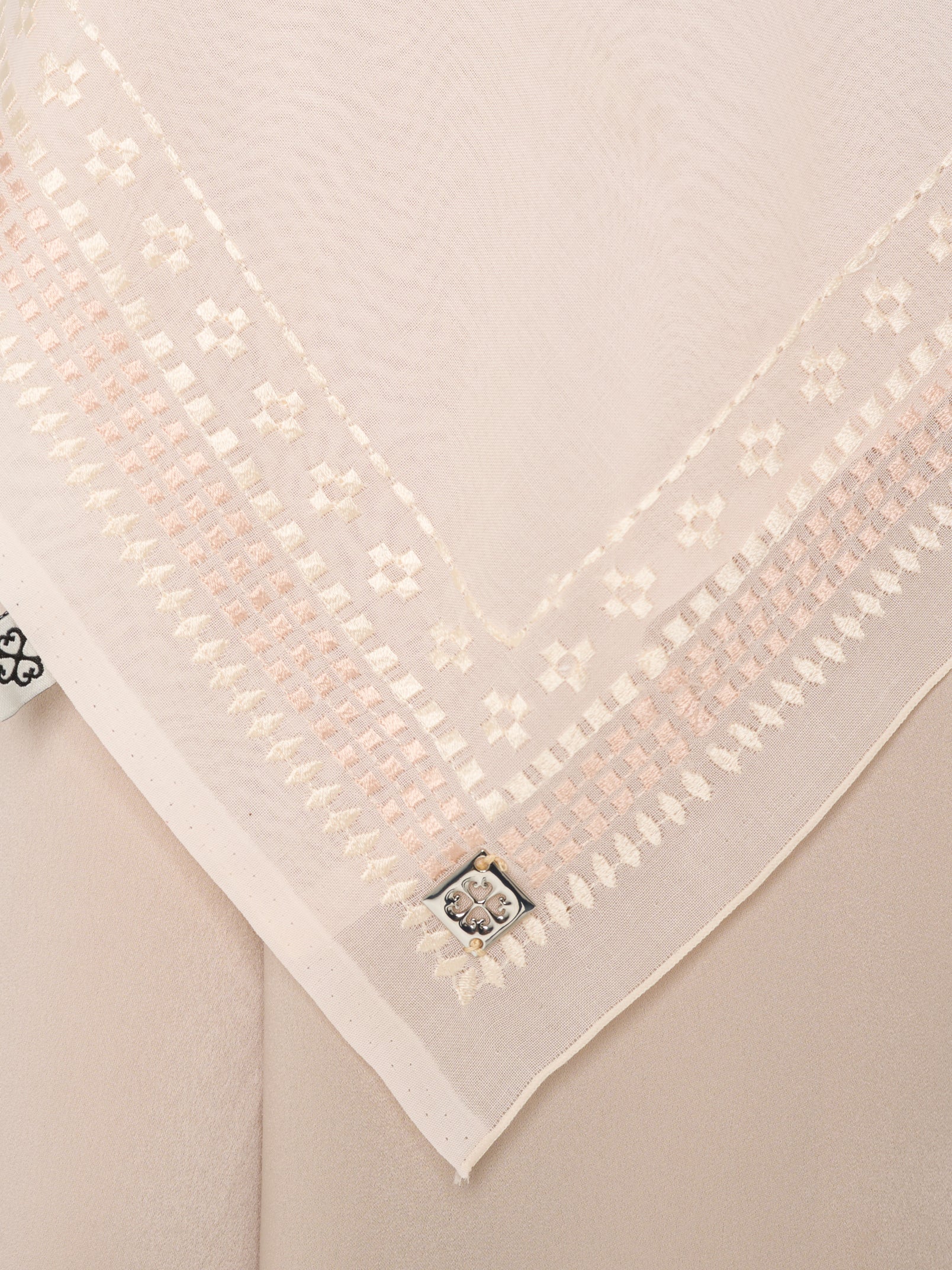 Aranusa Embroidery