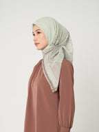 Arumasa Scarf