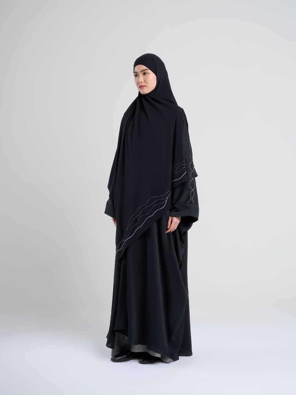 Amaya Outer - Outer Kaftan Satin