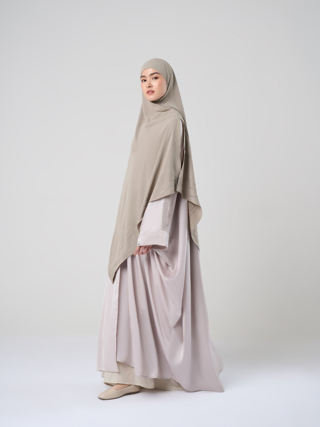 Amaya Outer - Outer Kaftan Satin