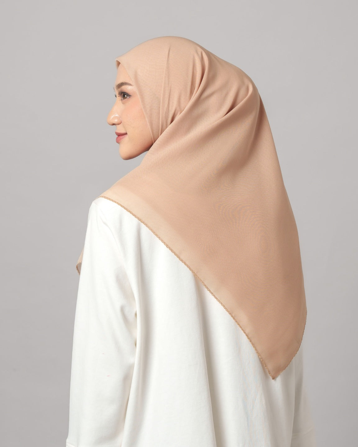 Plain Nitto - Hijab Segiempat Paris Jepang Premium