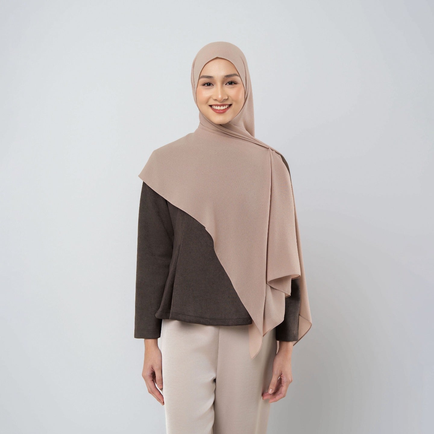Leeny Instant Hijab - Pashmina Instant Premium
