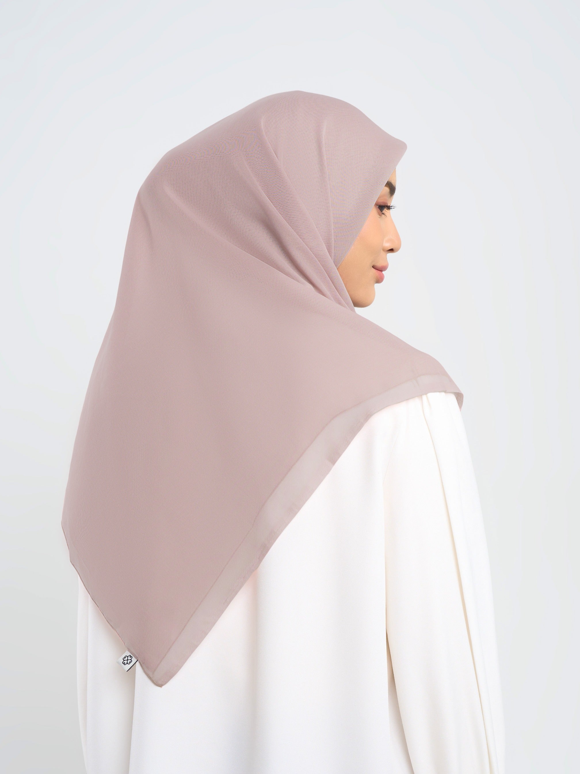 Paris Polos - Hijab Segiempat Paris Jepang Premium Seri Merah, Merah Muda & Peach