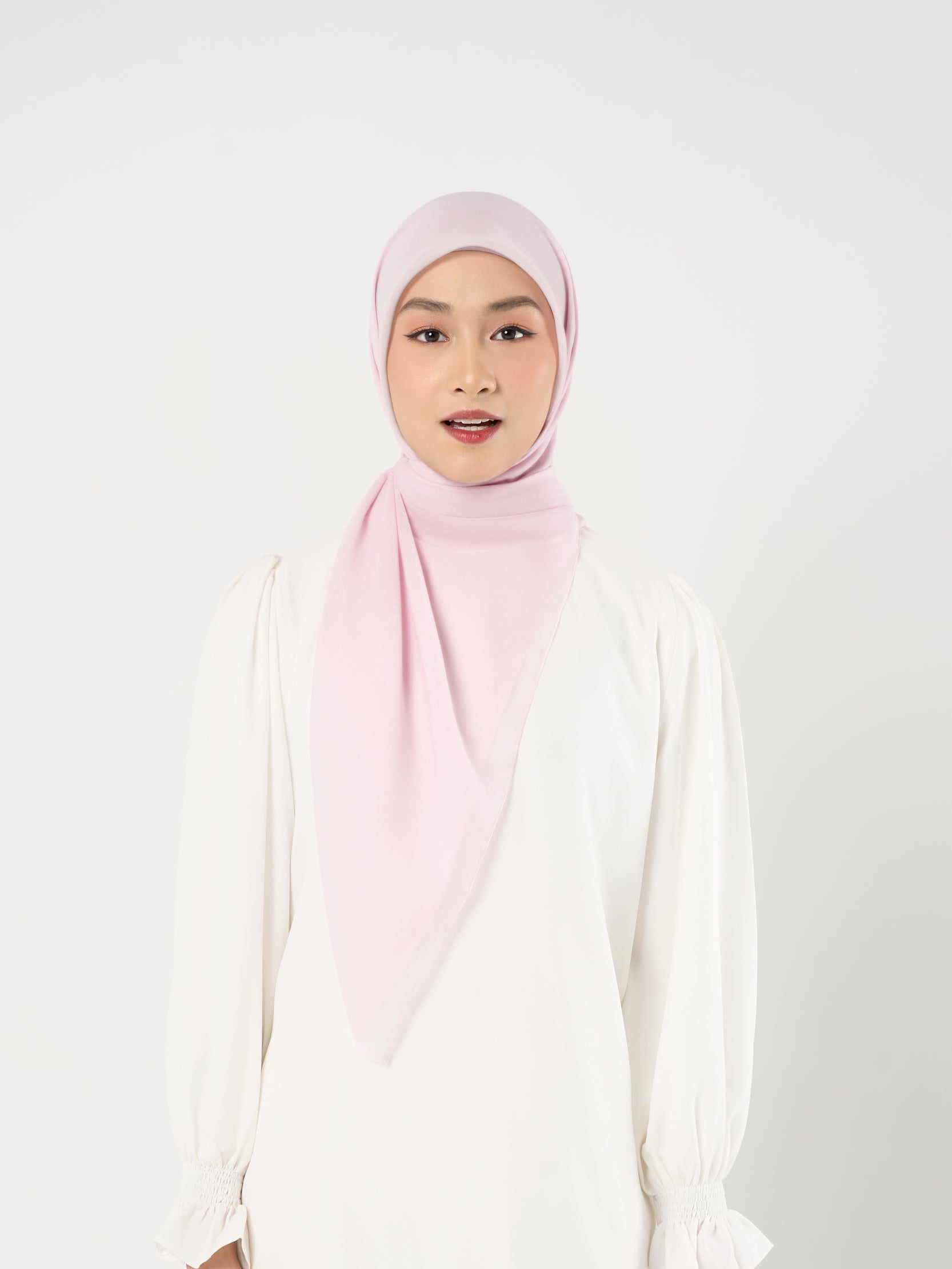Paris Polos - Hijab Segiempat Paris Jepang Premium Seri Merah, Merah Muda & Peach