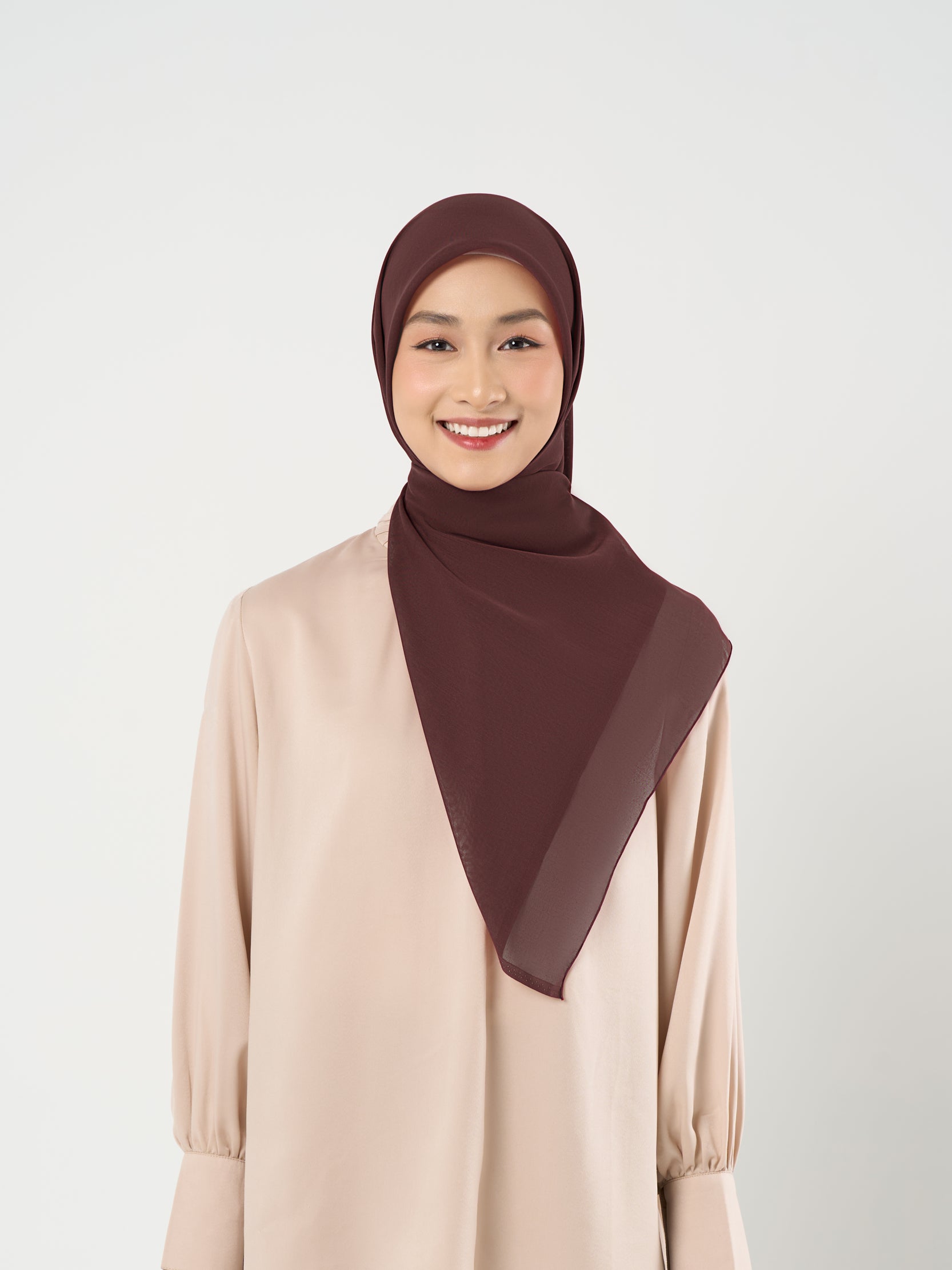 Paris Polos - Hijab Segiempat Paris Jepang Premium Seri Merah, Merah Muda & Peach