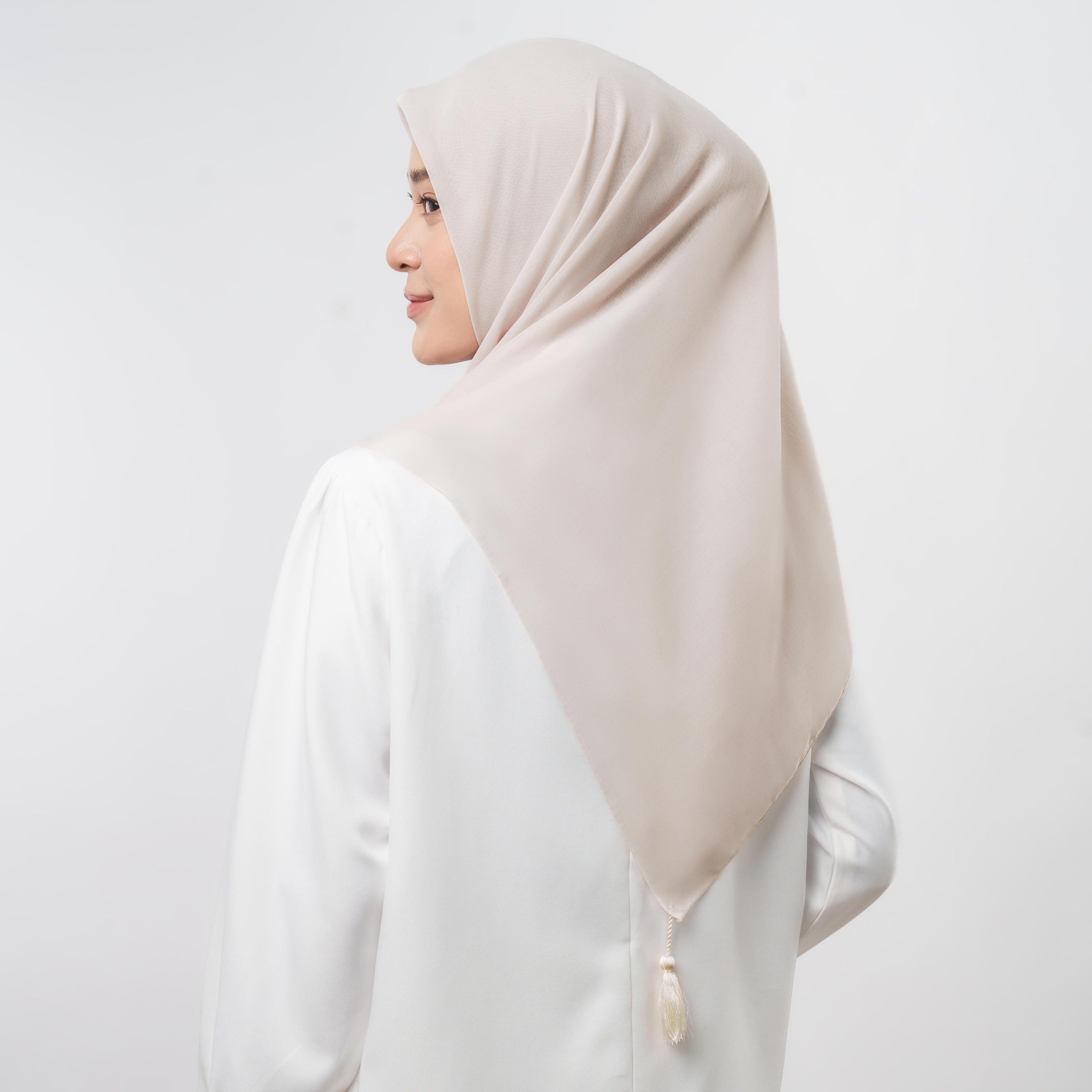 Plain Tassel New Colors - Hijab Ronce Segiempat Paris Japan Premium