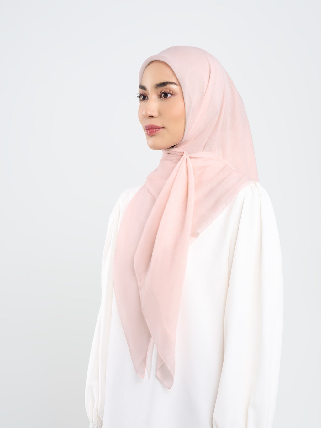 Paris Polos - Hijab Segiempat Paris Jepang Premium Seri Merah, Merah Muda & Peach
