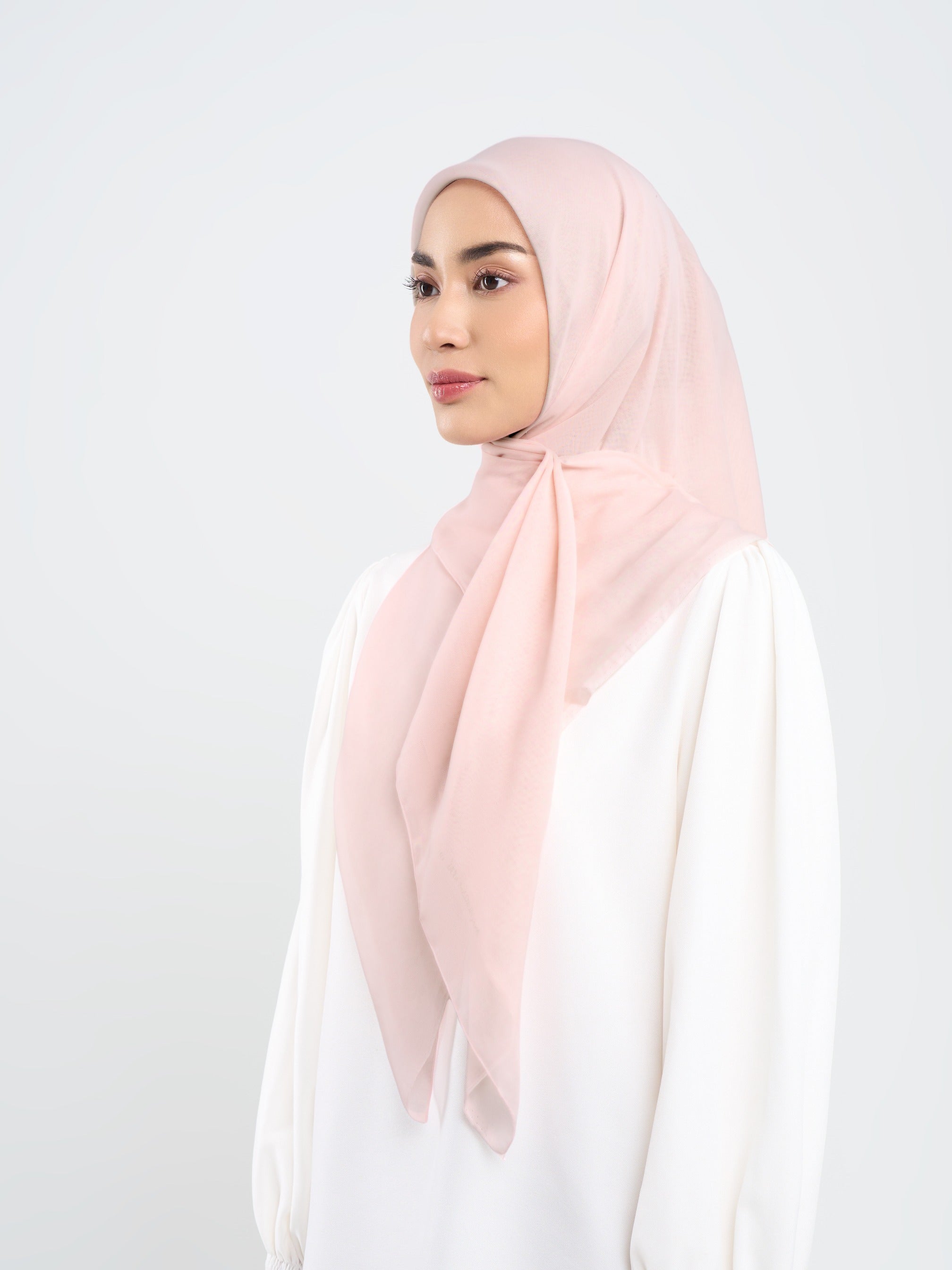 Paris Polos - Hijab Segiempat Paris Jepang Premium Seri Merah, Merah Muda & Peach