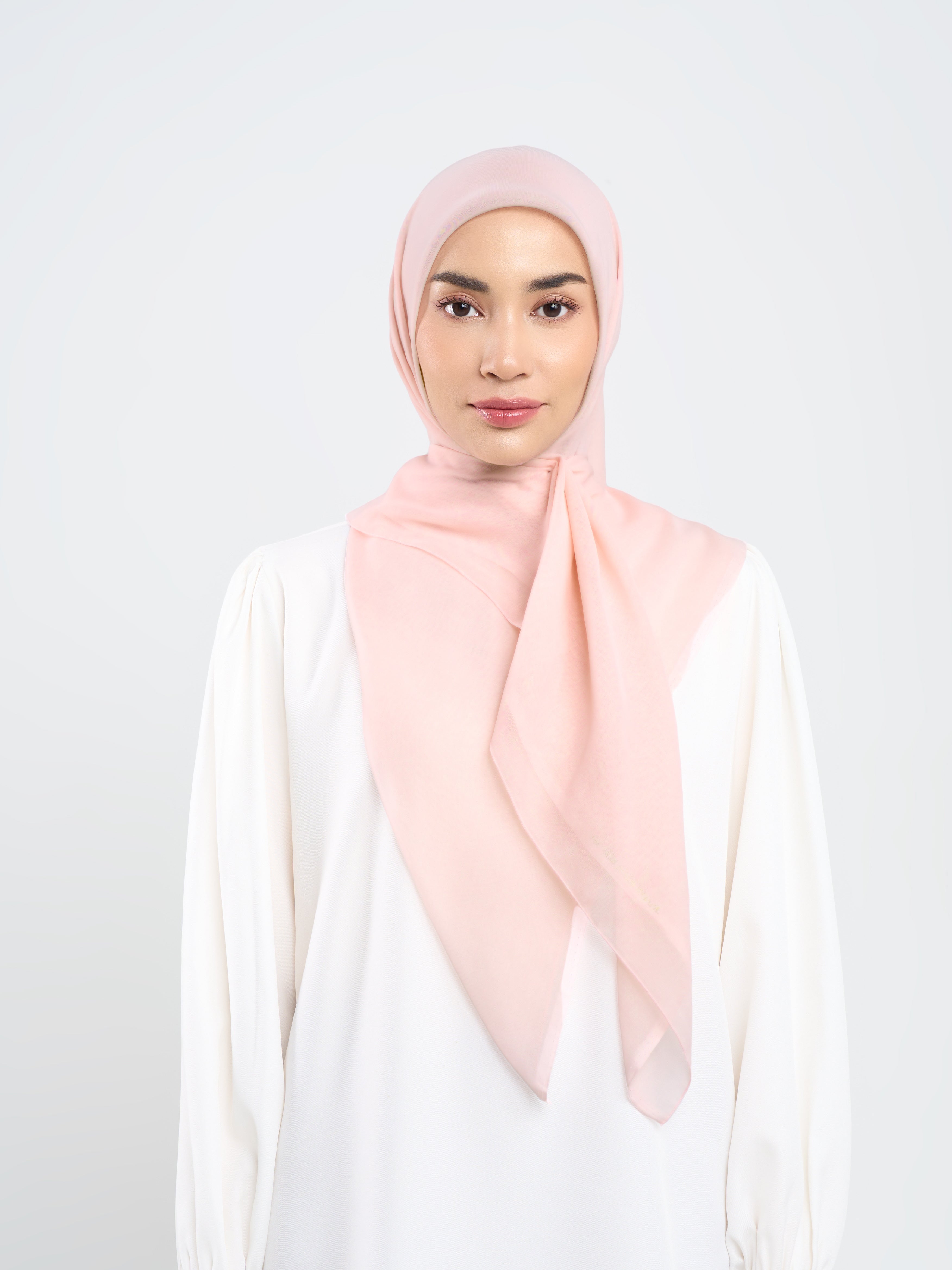 Paris Polos - Hijab Segiempat Paris Jepang Premium Seri Merah, Merah Muda & Peach