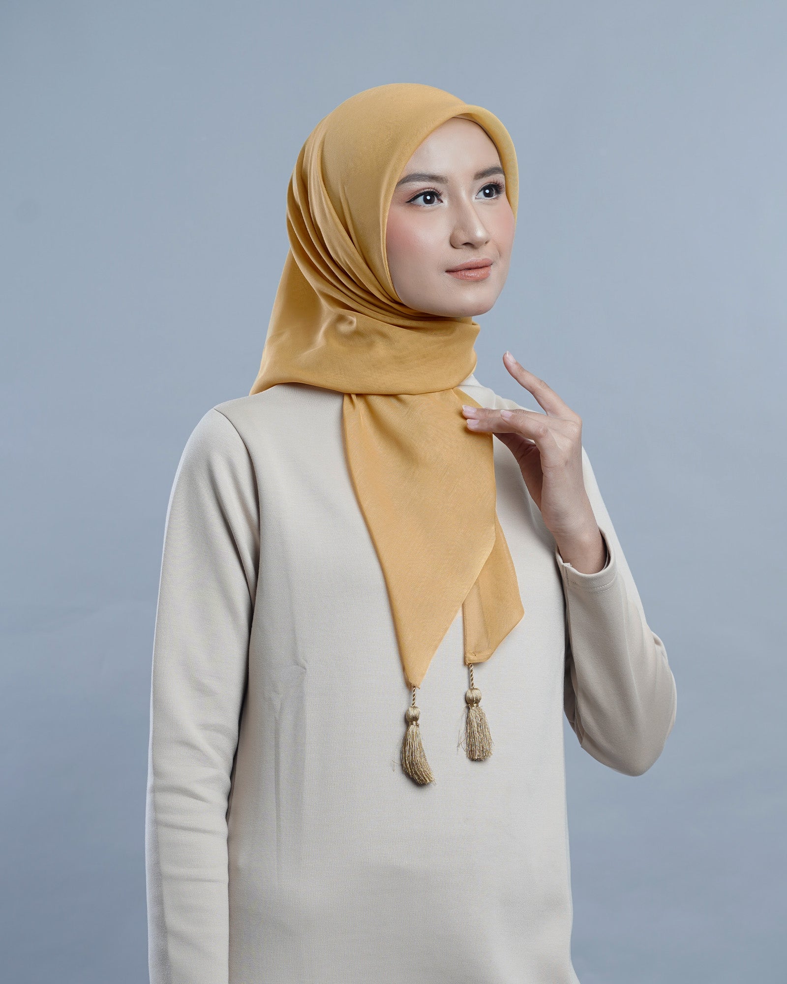 Plain Tassel - Hijab Segiempat Paris Jepang Premium Ronce 115 x 115 cm