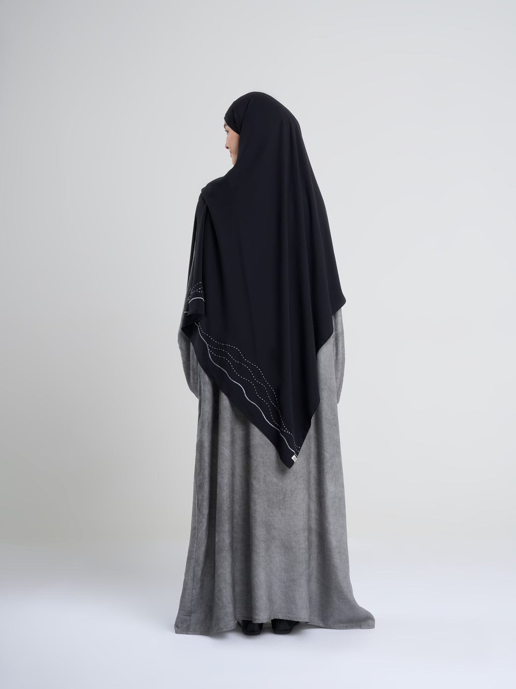 Rihlah Abaya - Abaya Tencel Premium