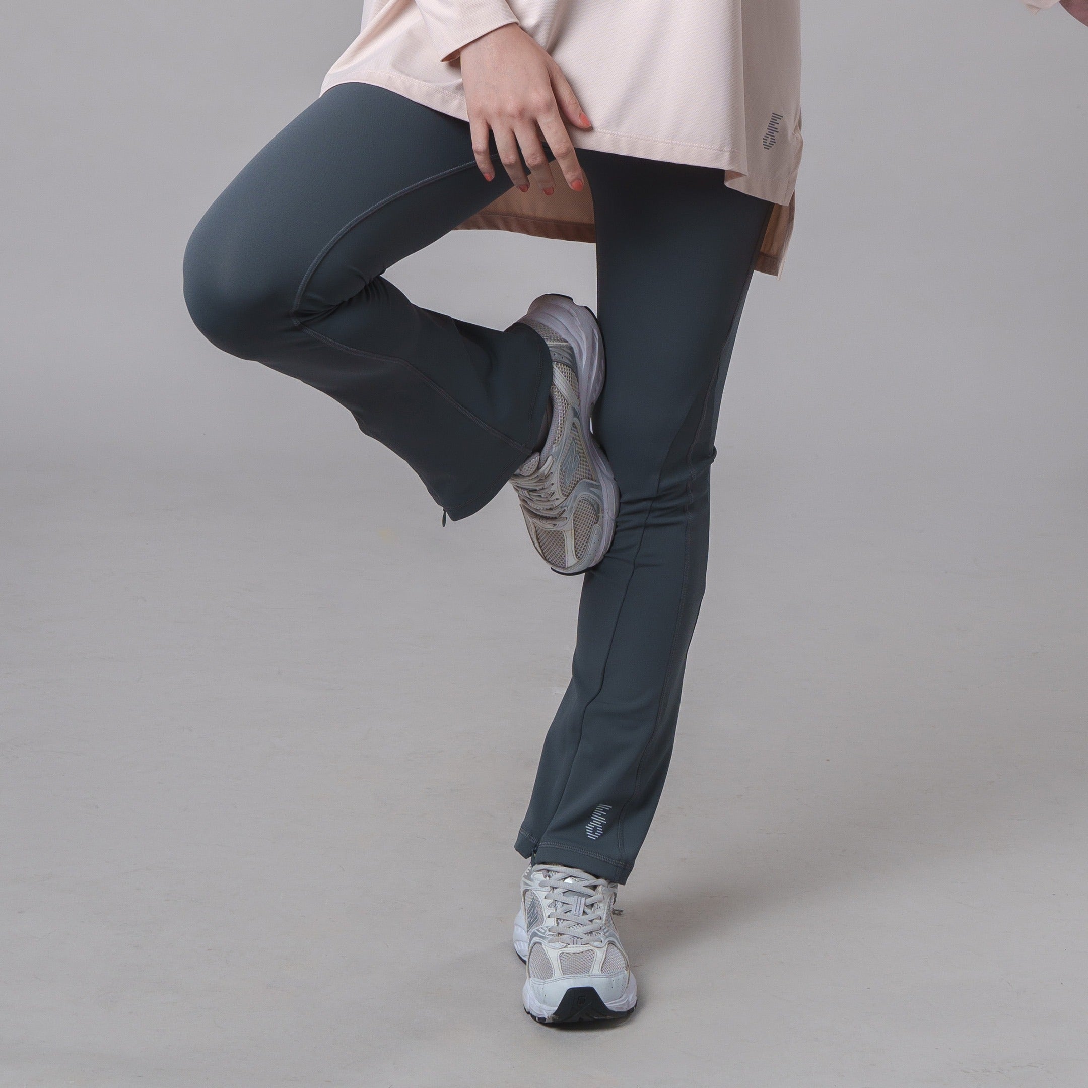 EasyOn Emma Bootcut Legging - Celana Legging Olahraga