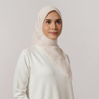 Plain Jacquard - Hijab Voal Segiempat Polos Premium