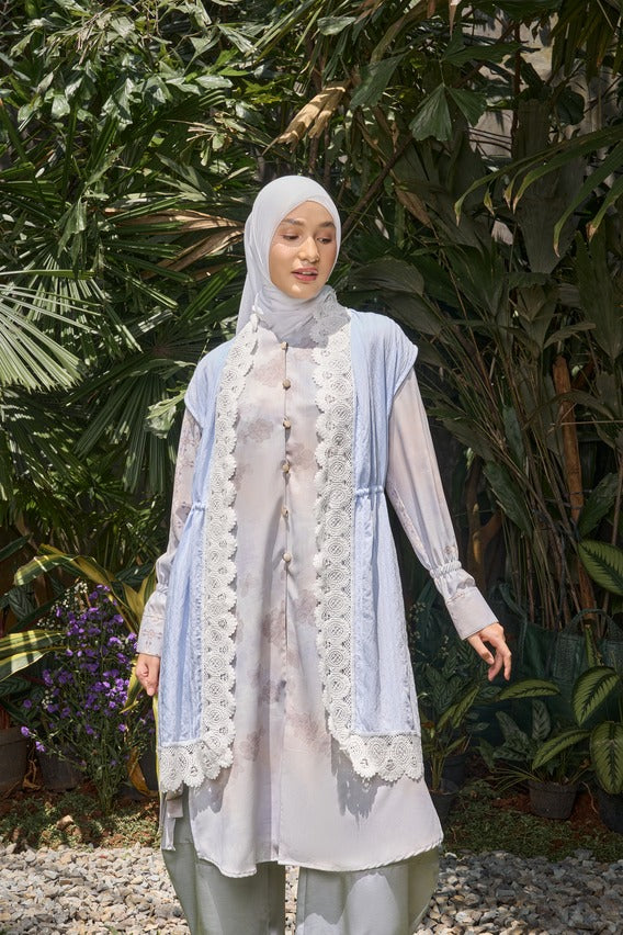Zayra Vest - Lace Outer Premium