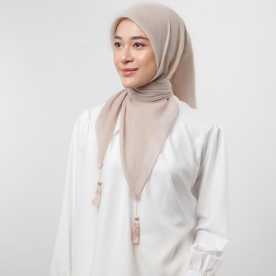 Restock Colors Plain Tassel - Hijab Segiempat Paris Jepang Premium Ronce 115 x 115 cm