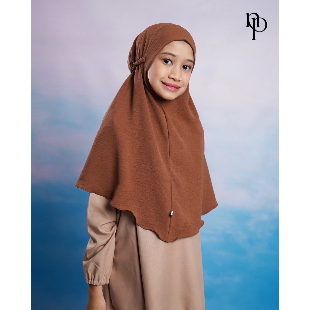 Bergo Anak Nami