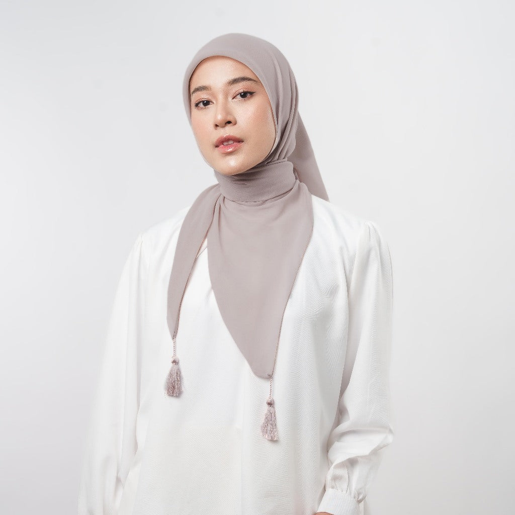 Restock Colors Plain Tassel - Hijab Segiempat Paris Jepang Premium Ronce 115 x 115 cm