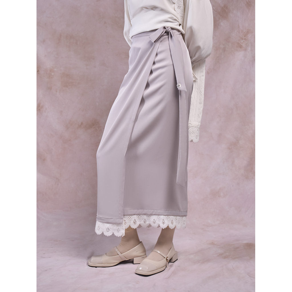 SOFT GRAY