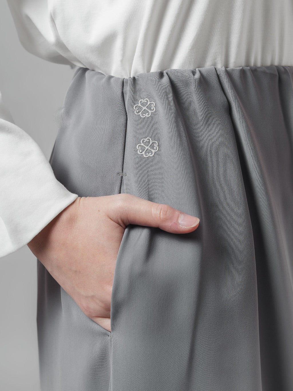 Cala Skirt - Rok Panjang Potongan A-line