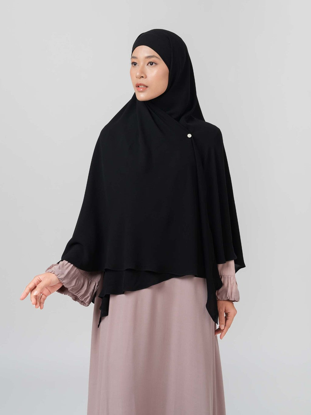 Instant Hijab - Azalia Khimar - Kerudung segiempat syar’i instan untuk Haji dan Umroh