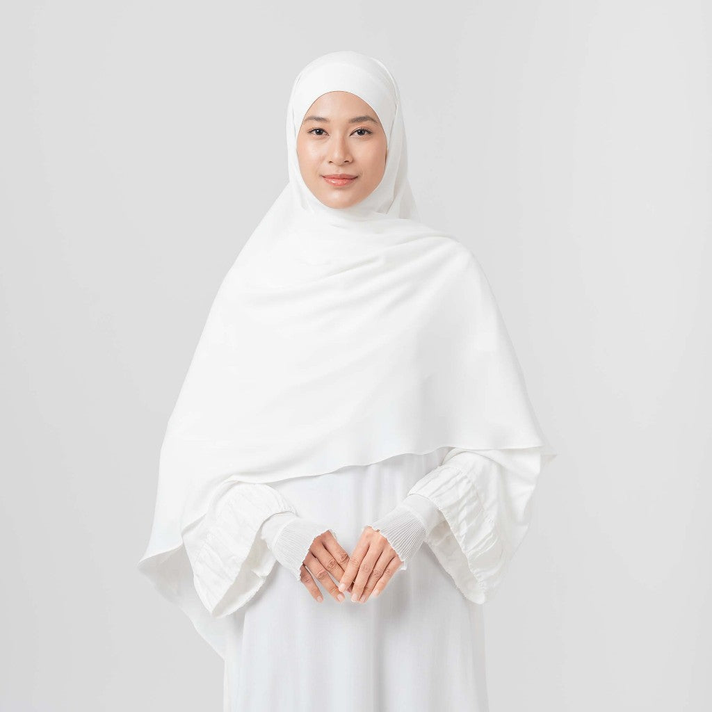 Instant Hijab - Azalia Khimar - Kerudung segiempat syar’i instan untuk Haji dan Umroh