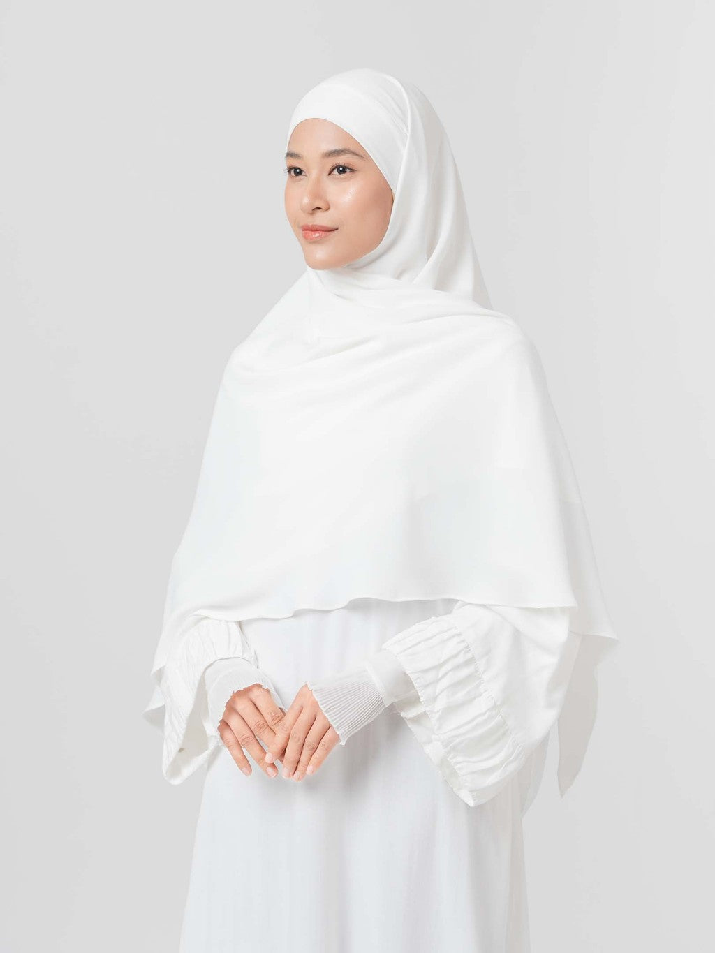 Instant Hijab - Azalia Khimar - Kerudung segiempat syar’i instan untuk Haji dan Umroh