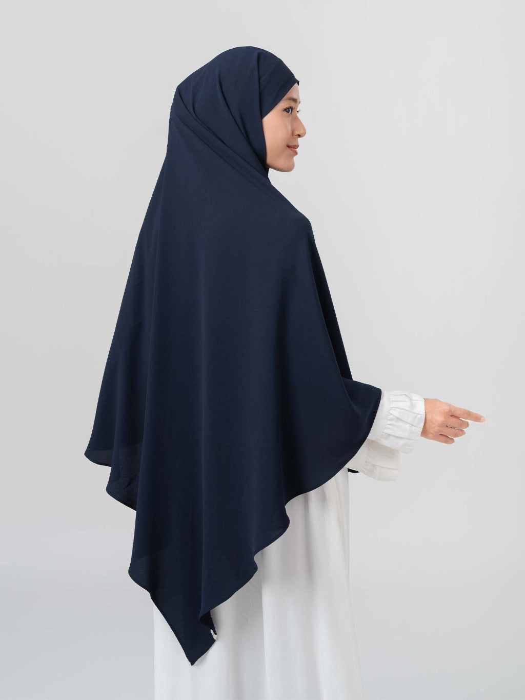 Instant Hijab - Azalia Khimar - Kerudung segiempat syar’i instan untuk Haji dan Umroh