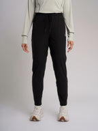 EasyOn x Soraya Larasati - Soraya Training Pants - Celana Olahraga Wanita