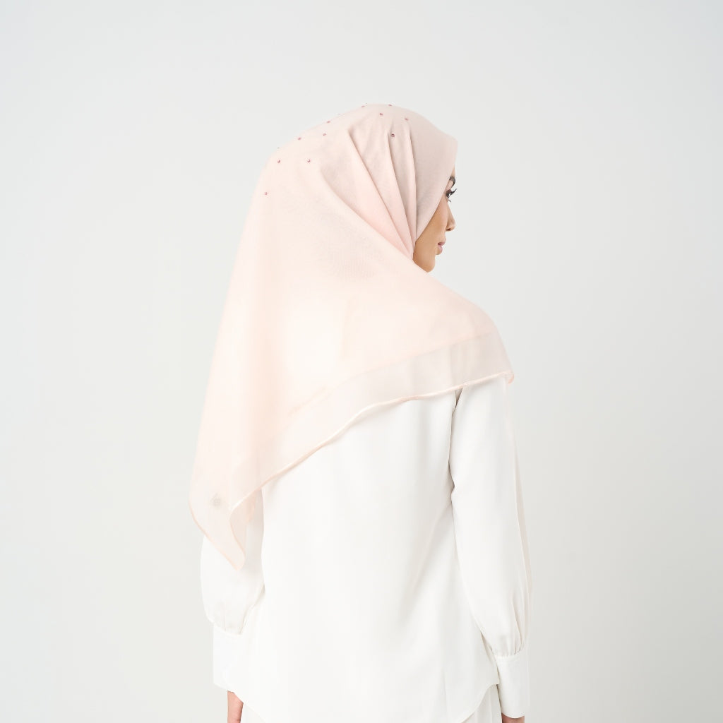 Plain Crystal Line Signature 29 - Hijab Segiempat Bordir Crystal